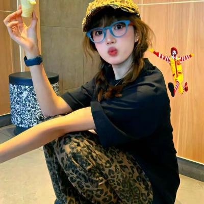 明天、我会成为谁的女友